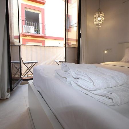 Del Parque Flats Alvarez Suite Malaga Exterior photo