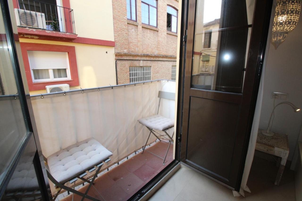 Del Parque Flats Alvarez Suite Malaga Exterior photo
